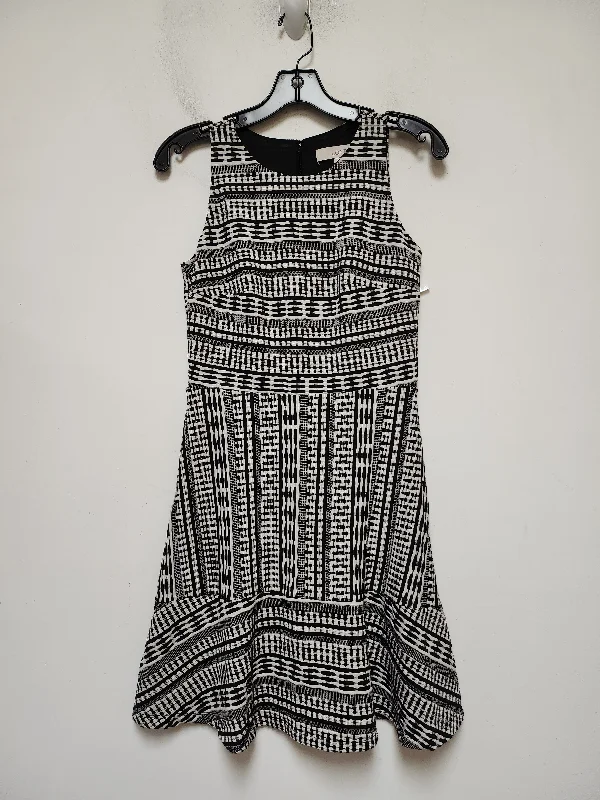 Dress Casual Midi By Ann Taylor In Black, Size: Xs